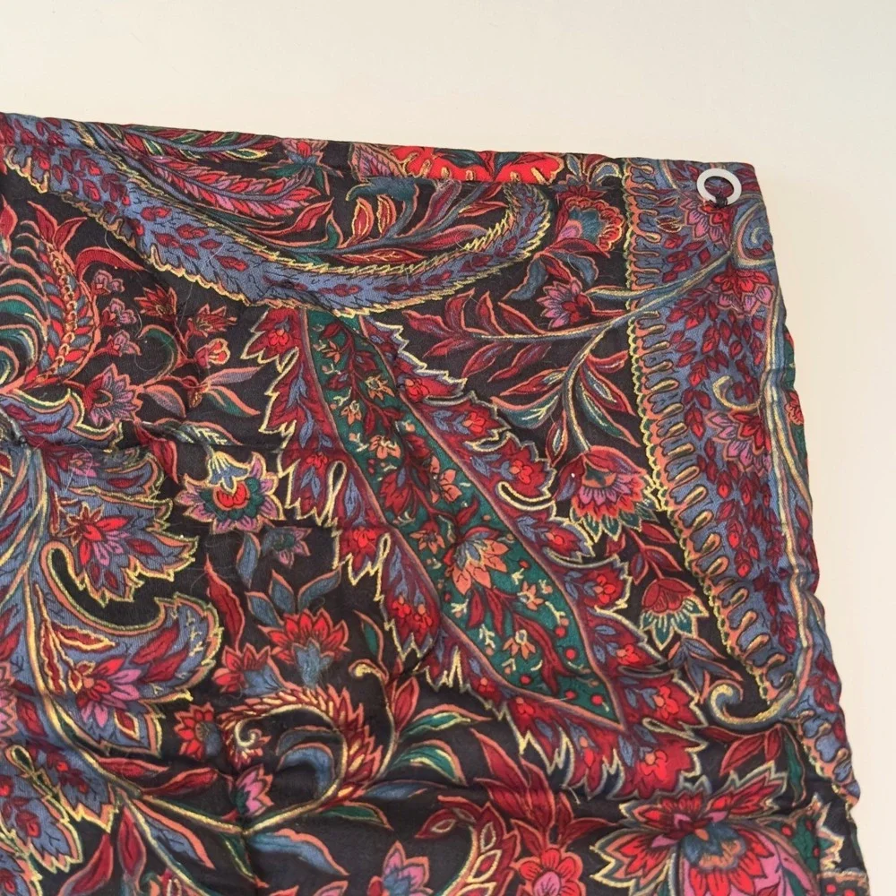 Vintage Santa Claus Woven Tapestry Wall Hanging Paisley Border 18.5x17